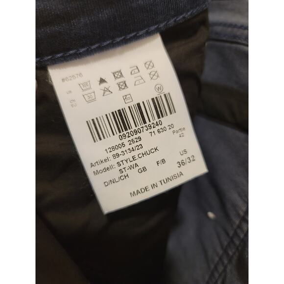 Men's Brax Chuck Modern Fit Blue Corduroy Pants - Picture 6 of 10